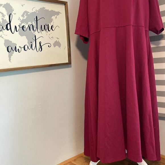 City Chic Deep Fuchsia Cute Girl Elbow Sleeve Dress with Pockets Size XXL / 24 - Picture 3 of 9